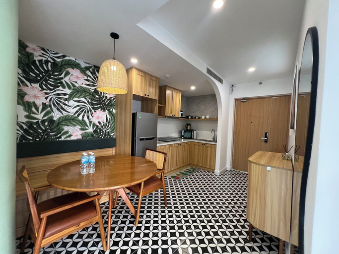 Dining Room 26