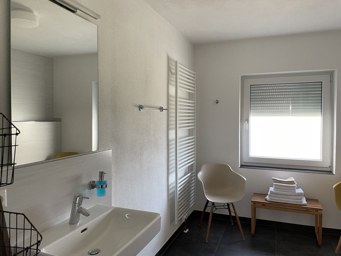 Bathroom 5, Gästehaus Juhl, Zollernalbkreis