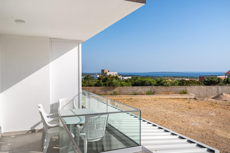 Others 2, CC Deluxe Apartments Tina with Pool, Novalja
