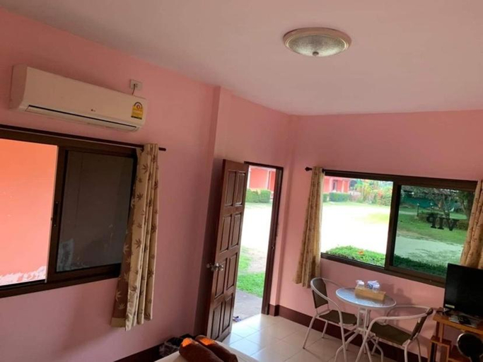 Others 3, โพธิ์ทองริมทุ่ง Pothong Rimtung Hotel, Fang