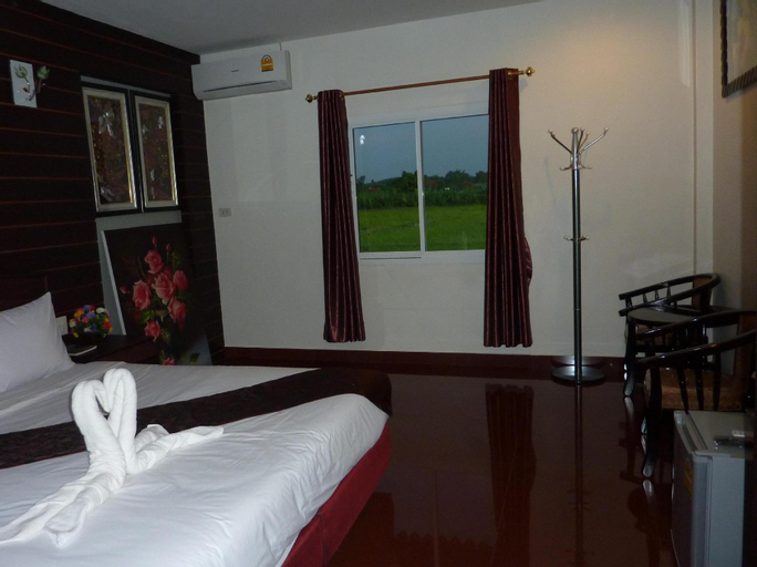 Bedroom 8