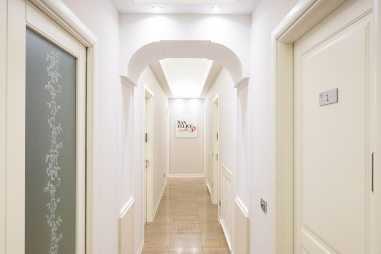 Others 5, Sanfelice 33 Luxury Suites, Napoli