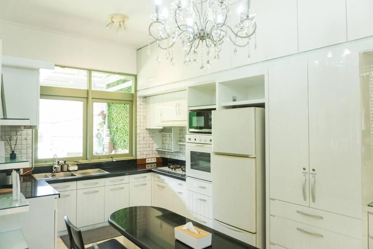 Dining Room 6