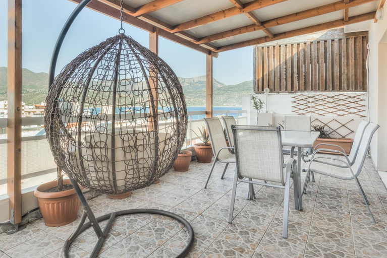 Food & Drinks 4, Alpha & Omega, South Aegean