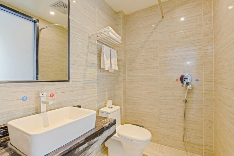 Bathroom 4, Shankee Hotel (Zhengzhou Railway Station East Square), Zhengzhou