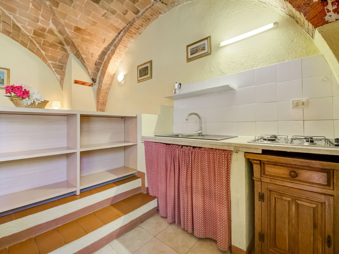 Others 4, Tuscan Farmhouse in Montescudaio near Sea, Pisa