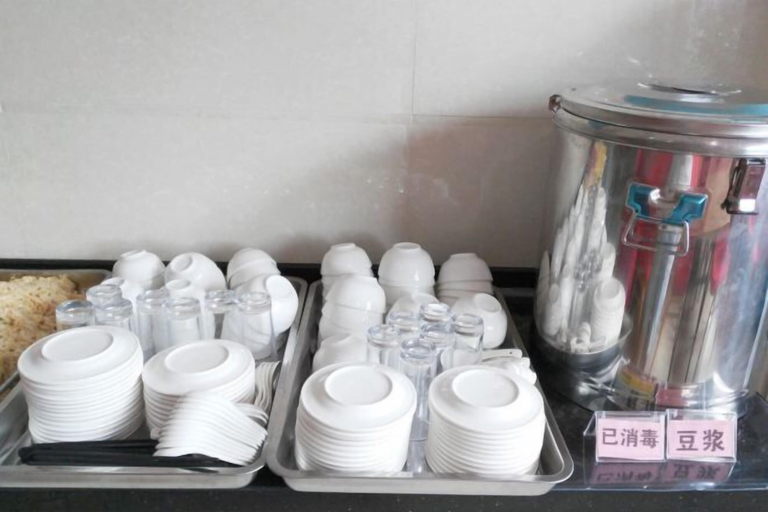 Food & Drinks, Fuhua Hotel (Dongxing Port), Fangchenggang