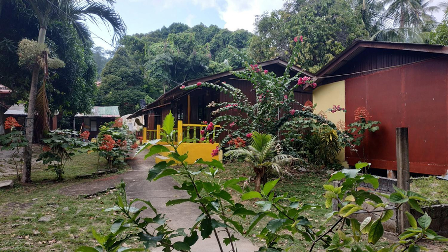 Others 4, Johans Chalet & Restaurant, Mersing