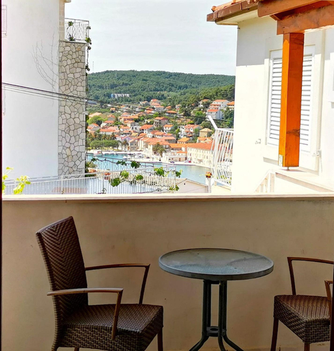 Balcony/terrace 3, Jelsa View Apartments, Jelsa