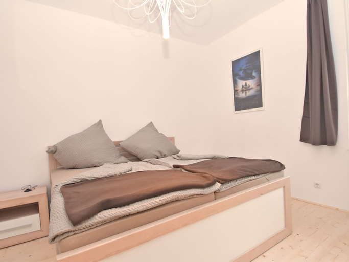 Bedroom 3, Spacious Apartment in Upper Harz near River, Goslar
