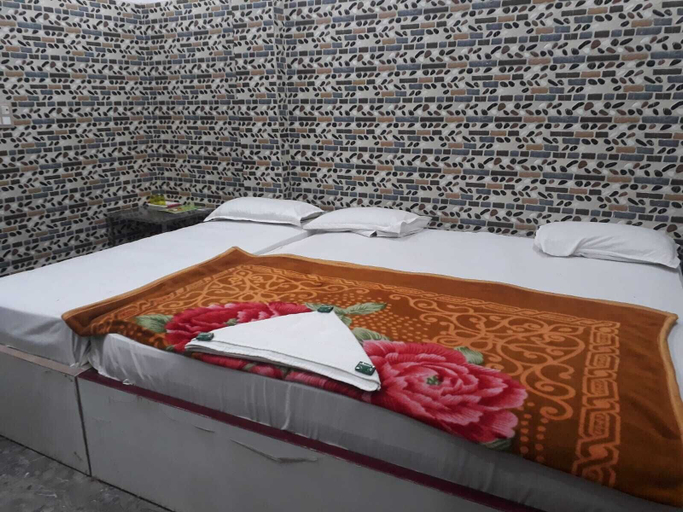Bedroom 3, Thakur Ji P. Guest House By GRB, Varanasi