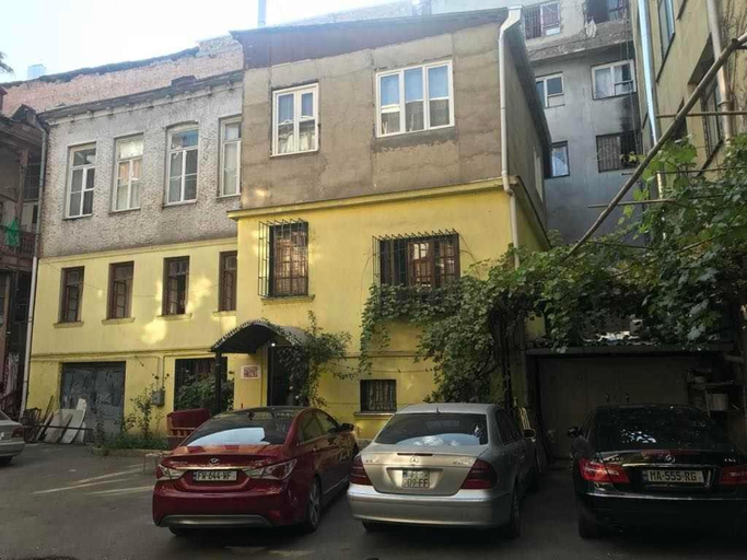 Others 4, Backpackers Georgia, Tbilisi