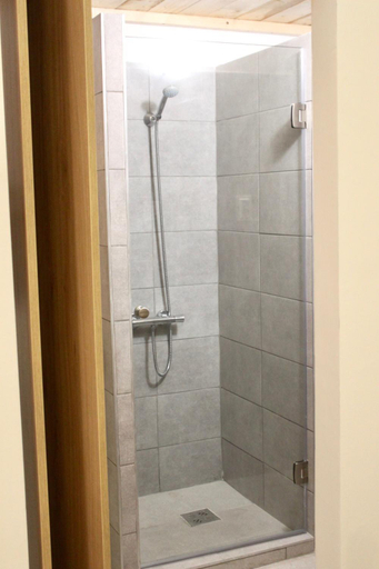 Bathroom 2, City Center Apartman - Weidlich Palace - Miskolc, Miskolci