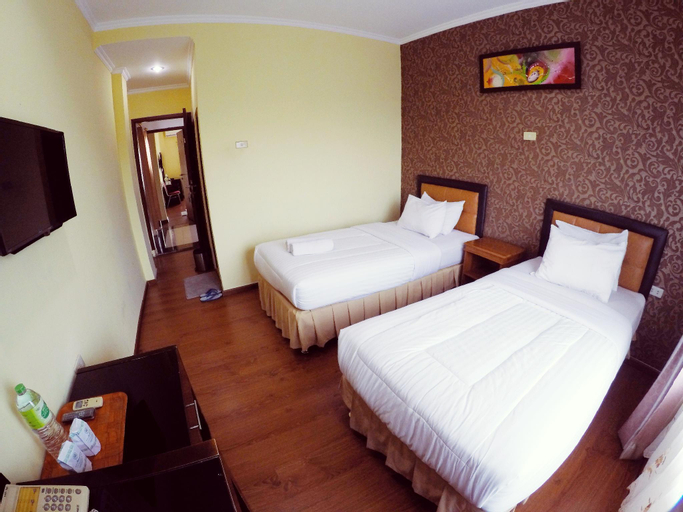 Bedroom 14