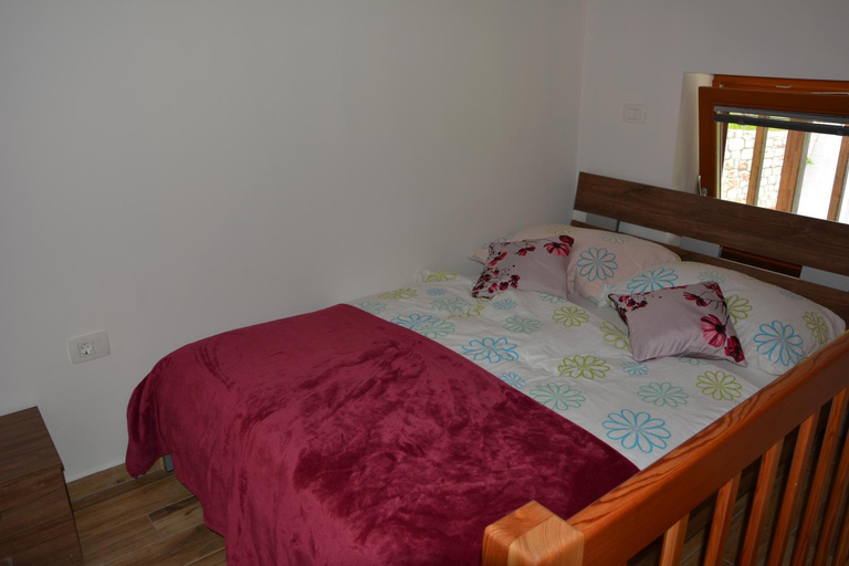 Others 3, Apartmaji Kobal, Ajdovščina
