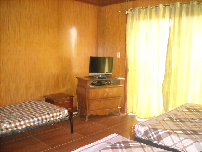 Bedroom 13