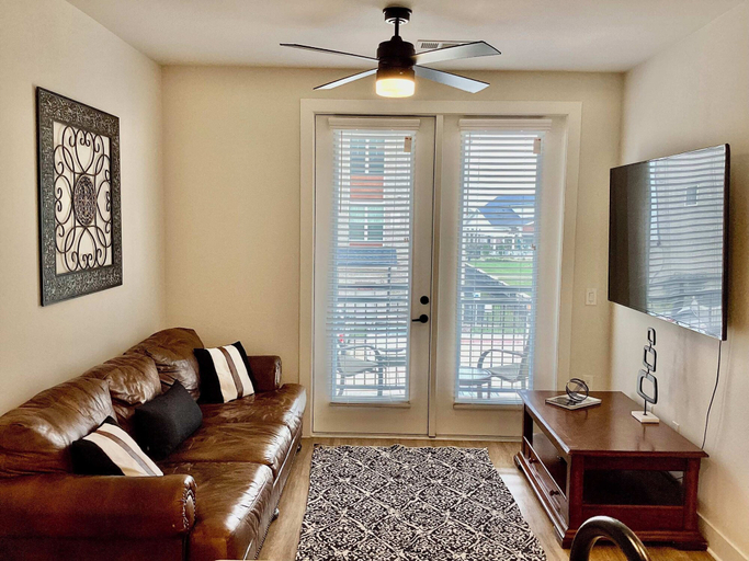 Others 4, Harvest Gem Resort-like Condo!, Fort Bend