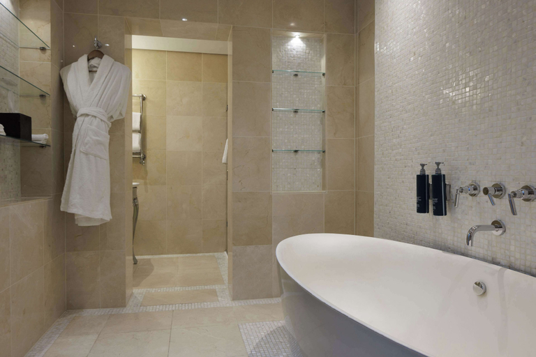 Bathroom 5, Hilton London Syon Park, London