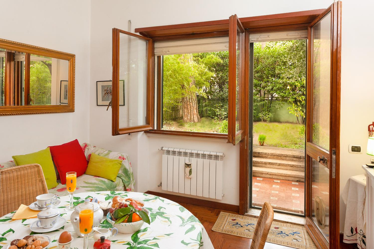 Others 2, B&B Appia Felis, Rome