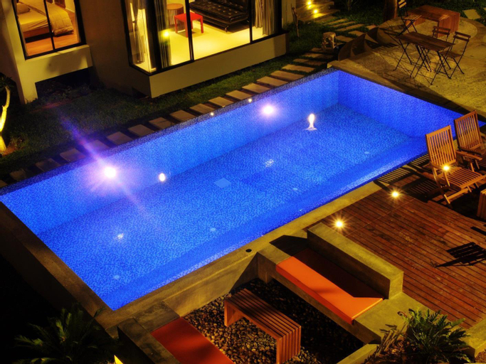 Swimming Pool 1