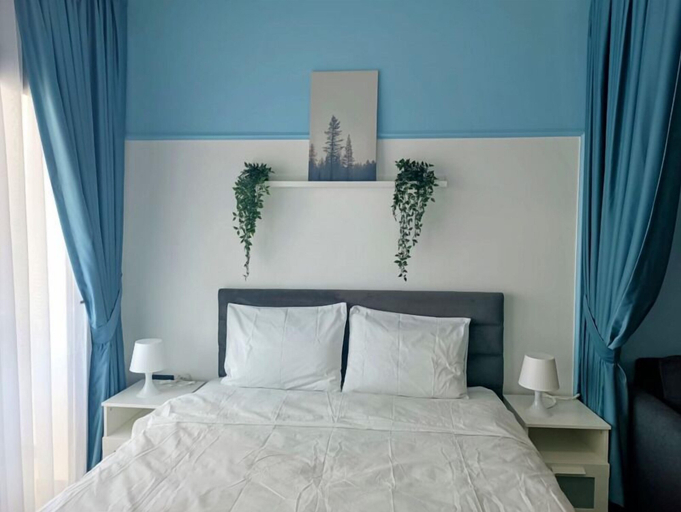 Bedroom 3, Azure Seaview Studio in Caesar Blue