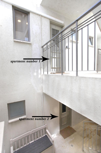 Others 3, Modern Home In The Heart of Nachlaot
