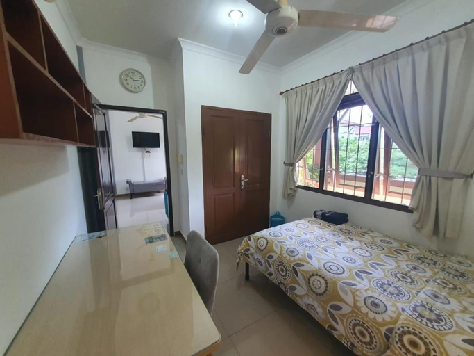 Bedroom 11