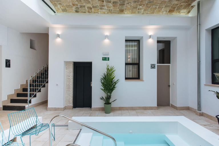 Sport & Beauty 2, Lola de Triana Apartments, Sevilla