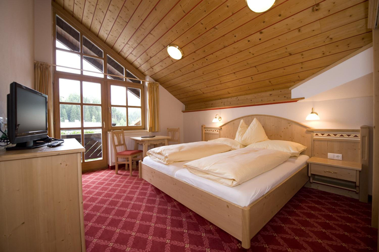 Bedroom 4, Hanneshof Resort - Bischofsmütze, Sankt Johann im Pongau