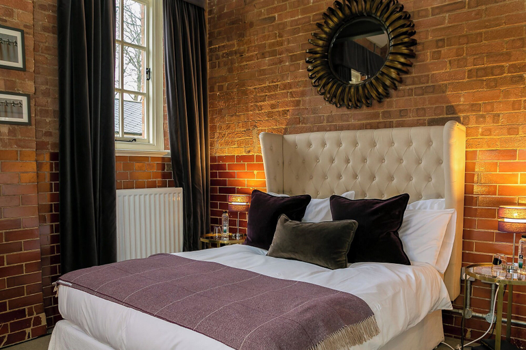 Bedroom 3, Betts Private room at Bicester Heritage, Oxfordshire