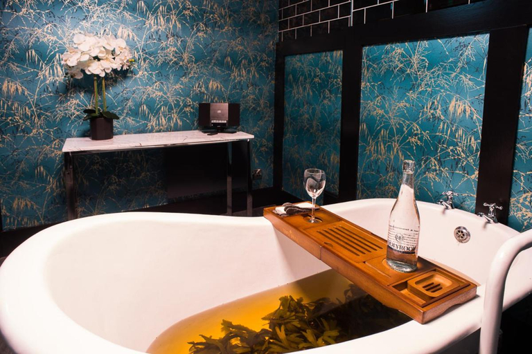 Bathroom 5, Holyrood Hotel - Leisure Centre & Escape Spa