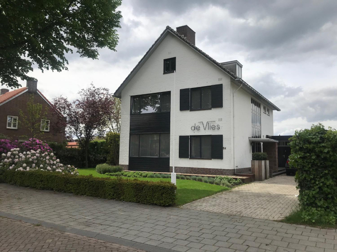 Others 4, De Vlies, Venray