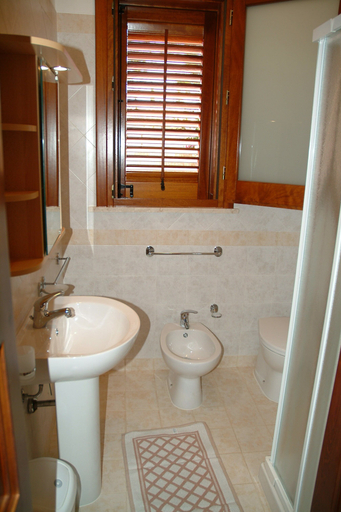 Bathroom 3, Camping La Pineta, Trapani