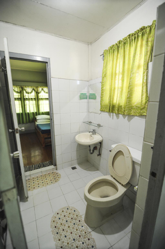 Bathroom 8