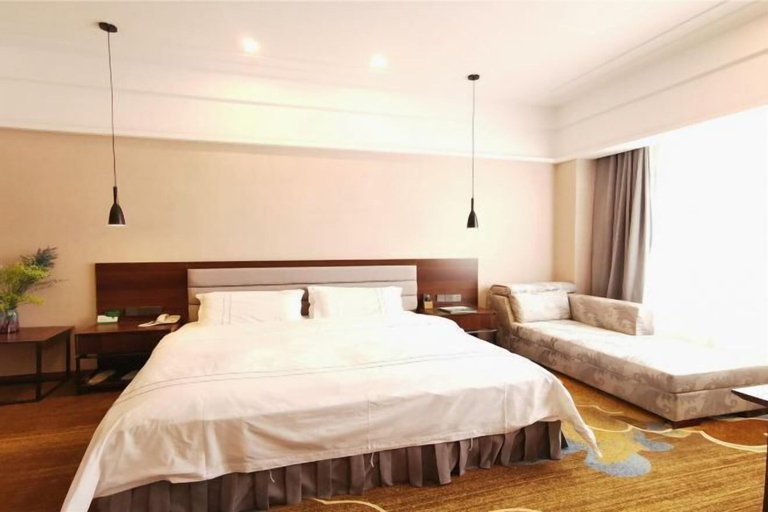 Bedroom 3, Zhongheng Zangji Xima Hotel, Nyingtri