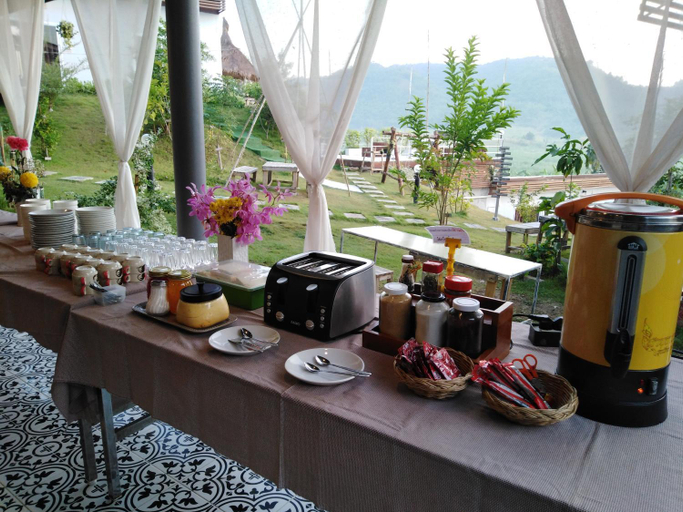 Food & Drinks 5, Fragrant Wood House: Bee Garden, Suan Phung