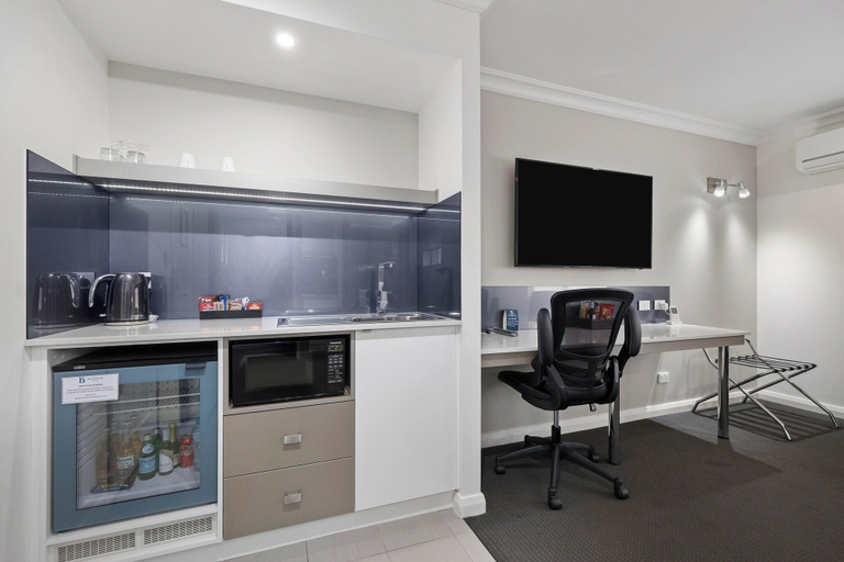 Others 5, Bluegum Dubbo by Travellers, Dubbo - Pt A