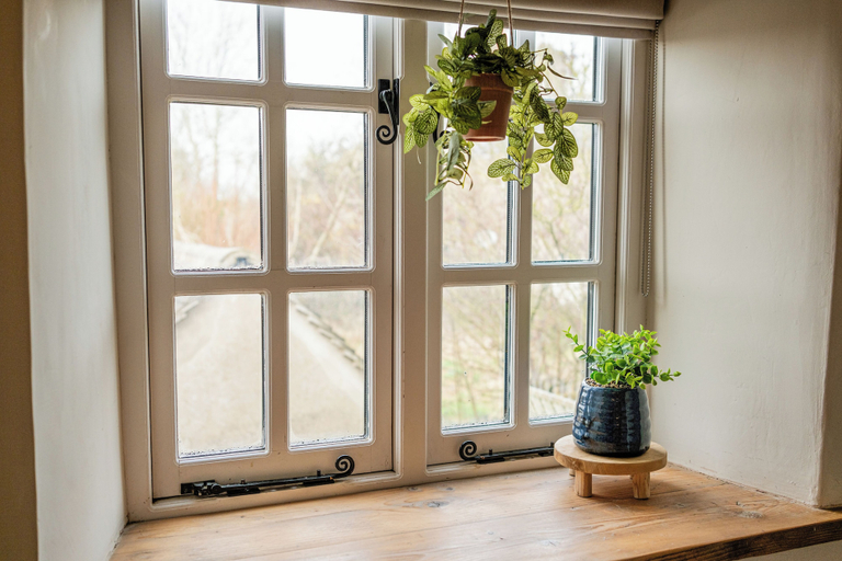 Others 5, The Gamekeeper's Cottage-Stunning 2 Bed, Oxfordshire