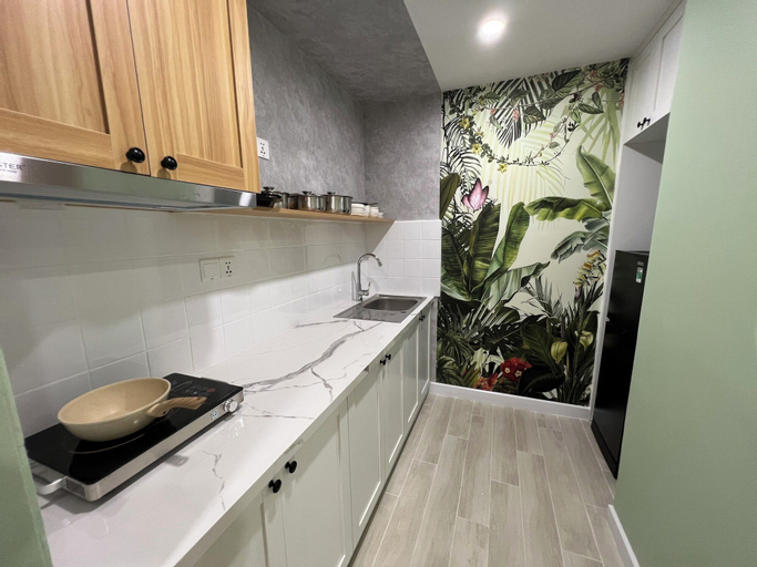 Dining Room 28