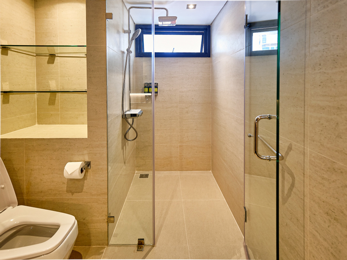 Bathroom 8