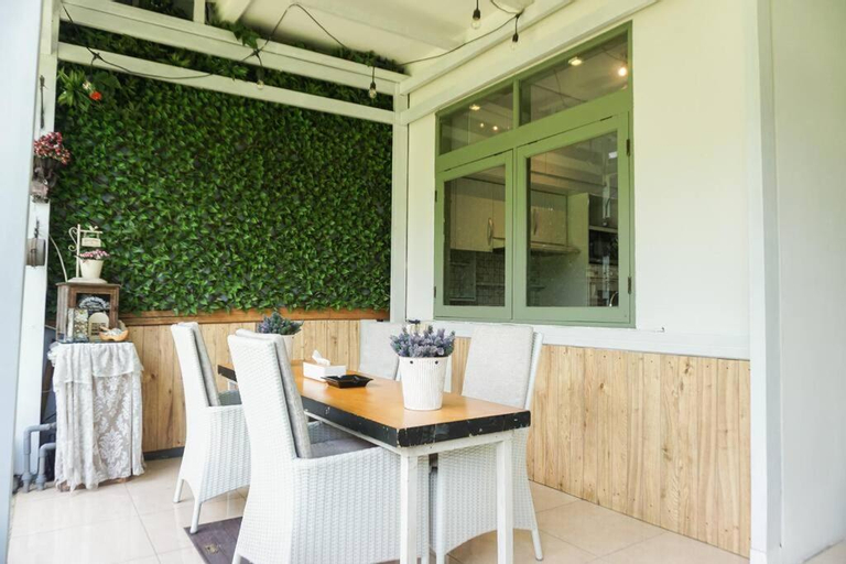 Dining Room 2