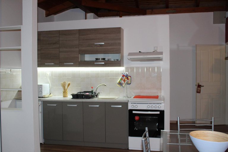 3, Carolina Apartments Crete, Crete