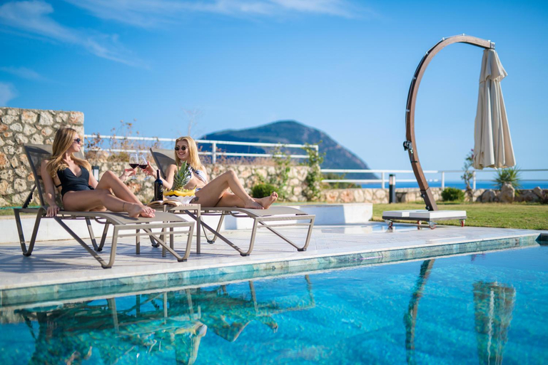 View 5, BEACHFRONT SARI VILLA WITH PRIVATE SWIMMING POOL, Kaş