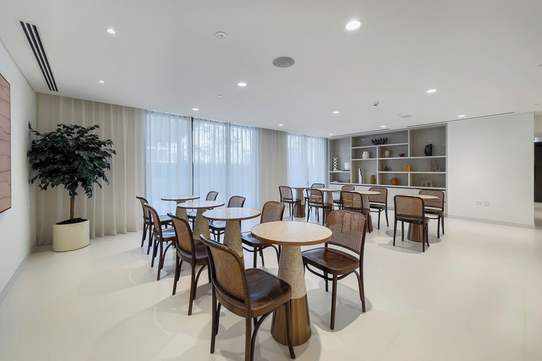 Interior entrance 2, Amazing 1BR in Marina Vista, Dubai