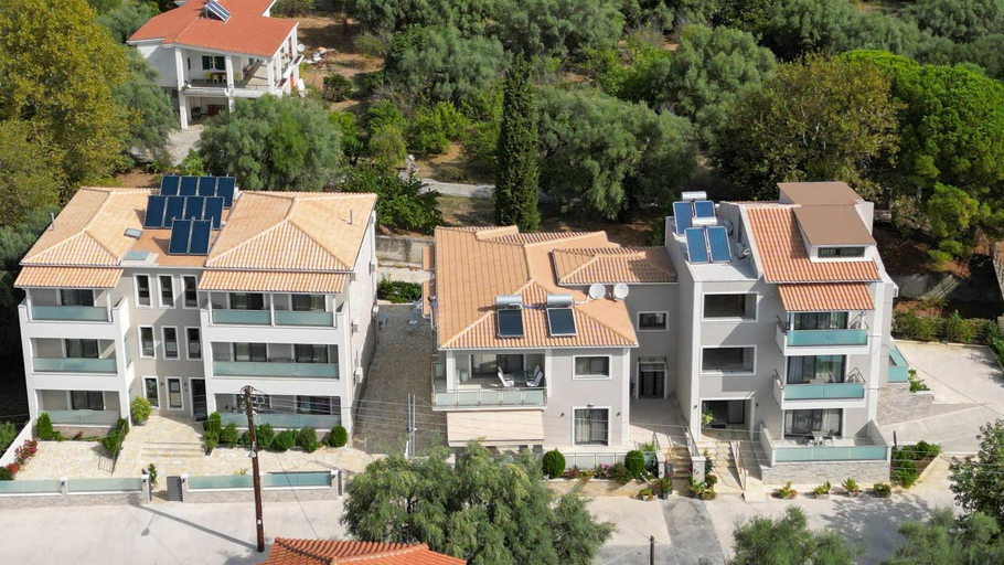 Others 4, Zisis Suites, Ionian Islands