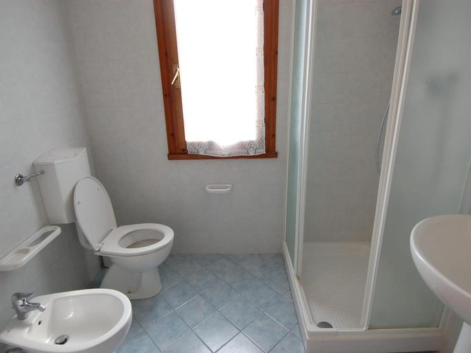 Bathroom, Sun Drenched Seaside Holiday Home near Venice, Rovigo
