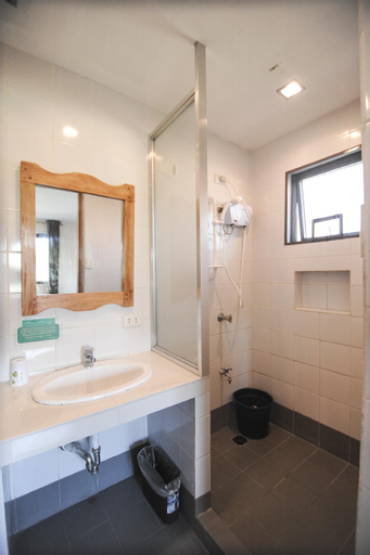 Bathroom 6