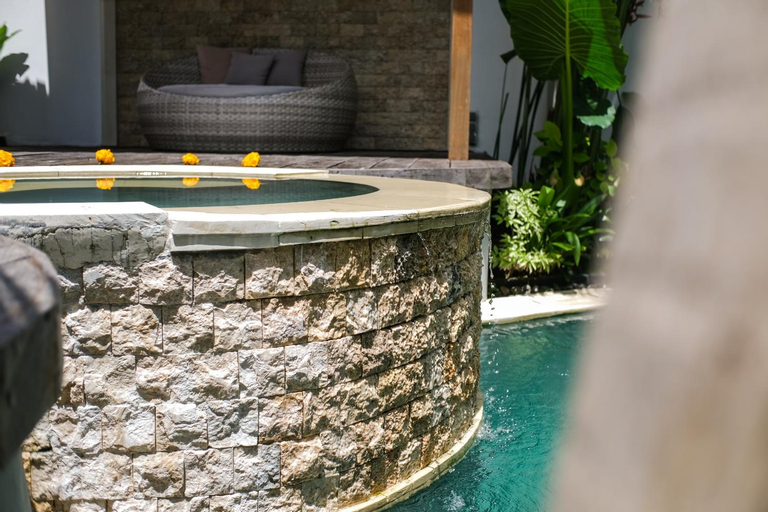 Swimming Pool 2