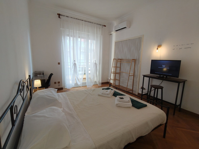Others 3, Dock Bay Lodge Hostel, Trieste