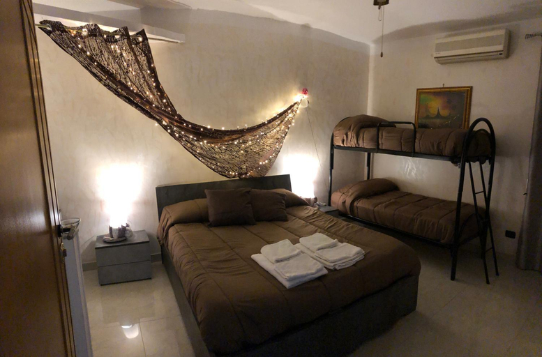 Others 2, B&B Planet, Matera